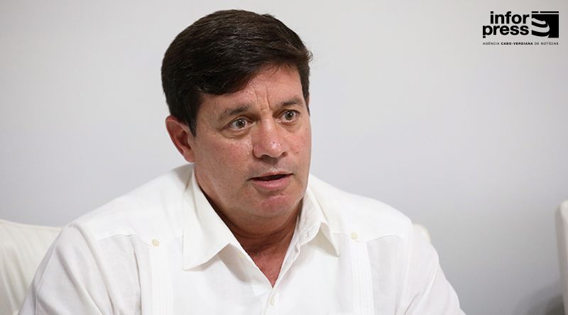 ENTREVISTA: Embaixador salienta laços históricos e contributo dos médicos cubanos em Cabo Verde (c/vídeo)