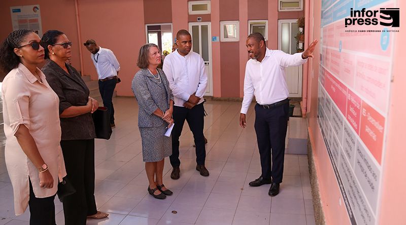 Embaixadora dos EUA visita Aldeia Infantil SOS e reforça compromisso de apoio