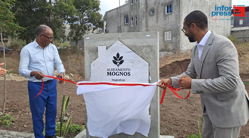 Governo inaugura Aldeamento Mognos em São Salvador do Mundo