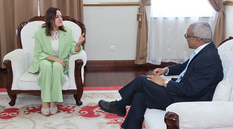 Lugo defende deslocações regulares de equipas consulares a Burela para atender comunidade cabo-verdiana