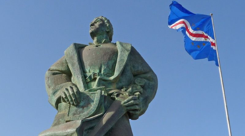 Independências: Visão "estreita e conservadora da diplomacia" portuguesa apressou fim do império colonial - historiador