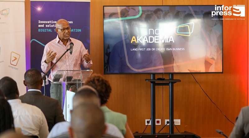 Ministro Eurico Monteiro destaca cooperação sul-sul na formação de jovens