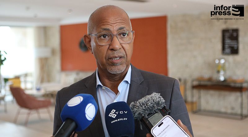 São Vicente: Ministro defende criação de linha de comunicação fluida entre empresas e Governo