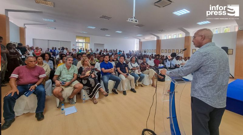 São Vicente/Chuvas: Apoios financeiros emergenciais a empresários começam a ser atribuídos na próxima semana – ministro