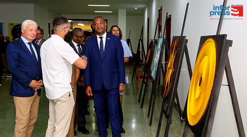 AN acolhe exposição da "Pontkultural" para celebrar os 50 anos da Independência Nacional