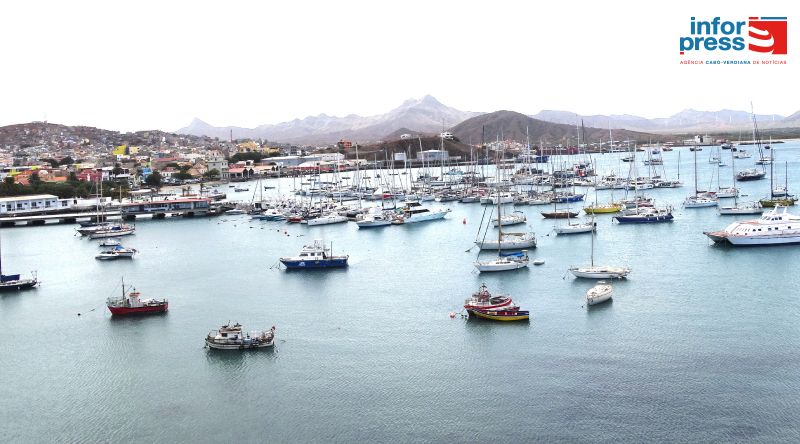 Estratégia da FAO para reforçar cadeia de valor das pescas até 2033 pretende tornar sector mais competitivo - directora 