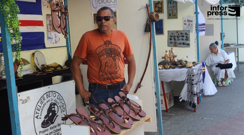 Praia/Feira dos Artesãos: Produtores pedem espaço permanente para escoar produção