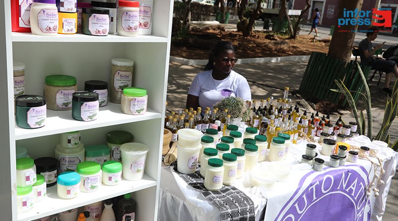 Câmara da Praia realiza feira de medicina tradicional para promover uso consciente e desconstruir mitos