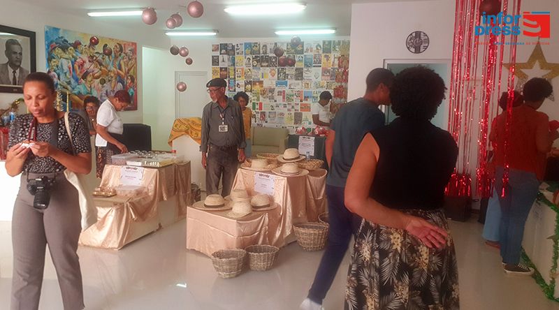 Boa Vista: Centro de Artes e Cultura acolhe Feira de Arte e Artesanato Especial de Natal 