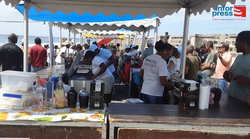 Ribeira Grande: Feira do Mar e do Pescador serve para ‘empoderar’ e promover o turismo – presidente da câmara