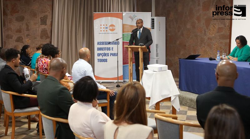 Segurança Social vai passar a comparticipar nos serviços de cuidadores – ministro