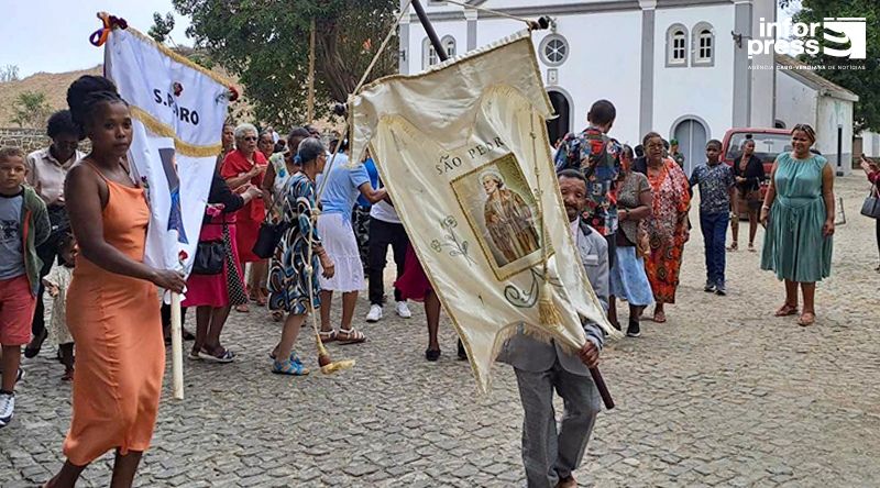 São Filipe: Ministro da Cultura promete apoio financeiro para festa da bandeira e confirma presença