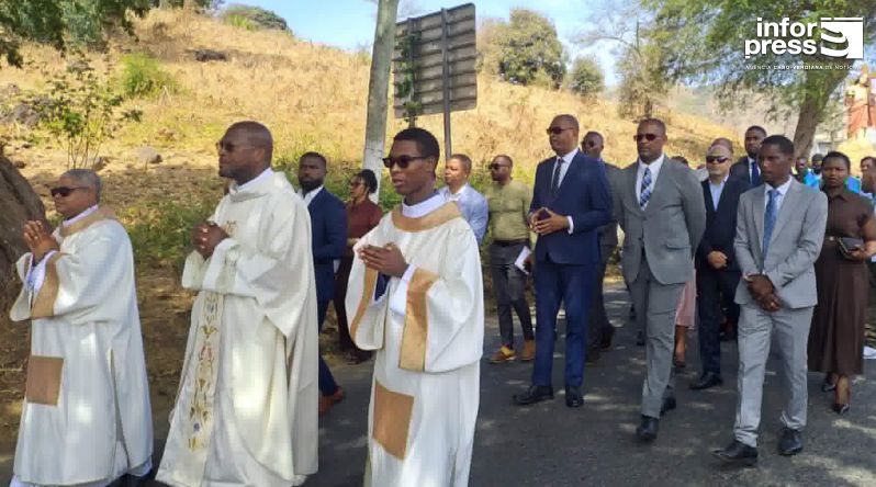 Festa de São Salvador do Mundo mobiliza fiéis e reforça mensagem de esperança e união