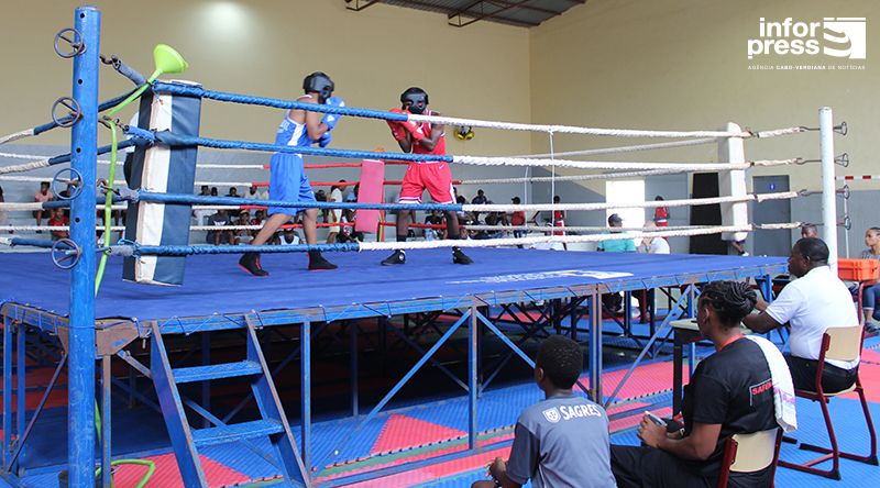Boxe/Santiago Sul: Campeões regionais apurados para o nacional após final disputada na Praia