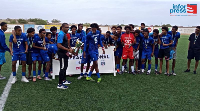 Porto Novo: Câmara municipal felicita Fiorentina e atletas de taekwondo pelos títulos conquistados