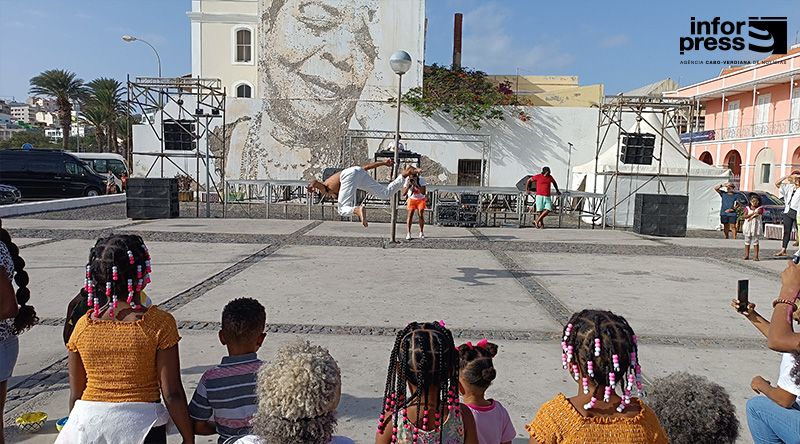 São Vicente: Associação de Peixeiras do Mindelo promove ‘flash mob’ para lançamento da nova imagem da instituição