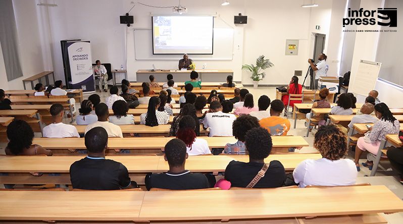 Instituto Nacional de Estatística forma agentes de terreno para Inquérito Multiobjectivo Contínuo (c/áudio)