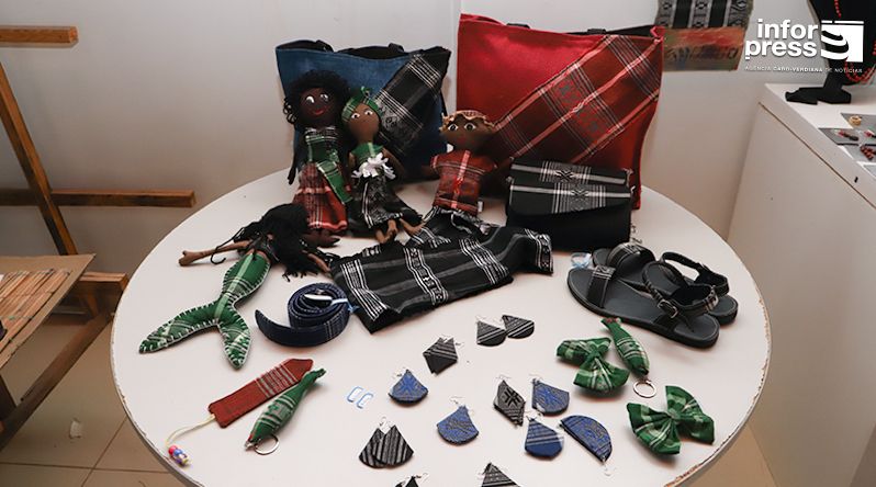 Quinze formandos concluem capacitação em tecelagem do “Panu di Téra” promovida pelo IPC