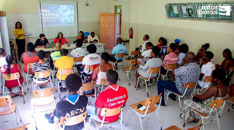 Fundação Donana leva projecto de educação ecocidadã e campanha “Zero Plástico” a São Domingos