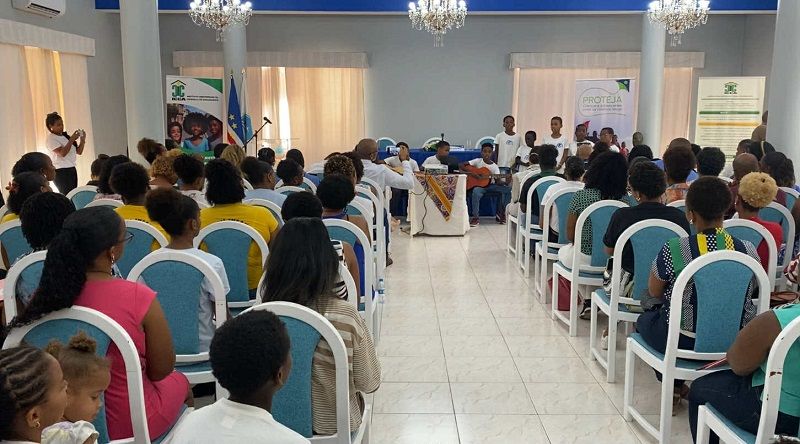 Ilha do Sal: Monitoras e cuidadoras do Sal recebem “formação crucial” contra violência sexual infantil