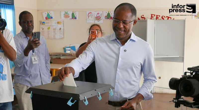 Legislativas2026: Francisco Carvalho confiante na vitória do PAICV e lamenta alegada distribuição de cestas básicas