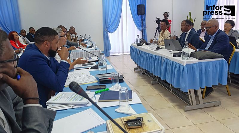 Autarca da Praia acusa MpD de “instrução política” para bloquear empréstimo municipal