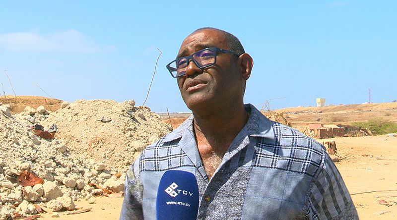 Ilha do Sal: Empresário denuncia deposição ilegal de entulhos na zona de Fátima e queixa-se de “concorrência desleal”