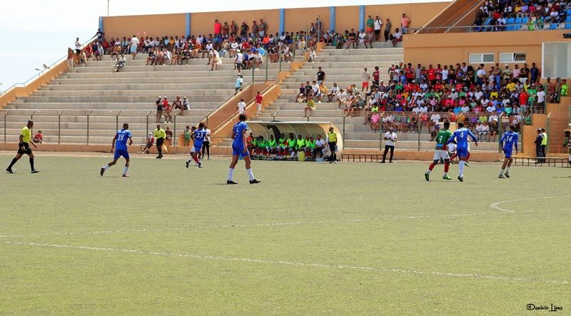 Futebol/Santo Antão Sul: Clubes denunciam degradação dos balneares do Estádio Municipal que representa atentado aos jogadores 