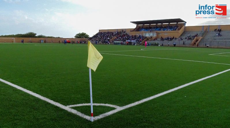 Futebol/Santo Antão Sul: Sanjoanenses e Tarrafal discutem primeira vaga na final da taça Porto Novo
