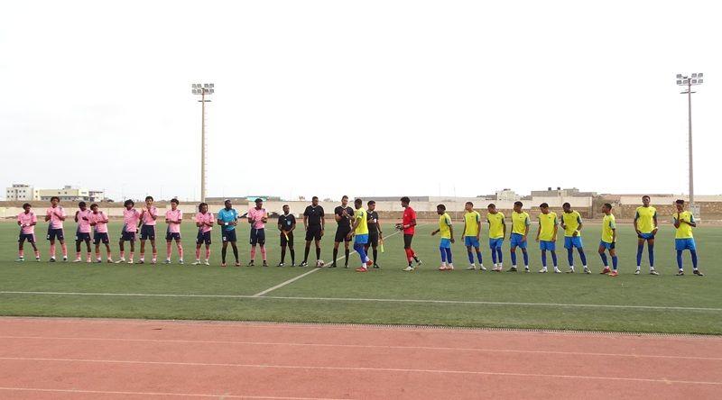 Futebol/Taça Independência: Quarta jornada do grupo A dita eliminação do Sal e  São Nicolau e qualificação  de São Vicente 