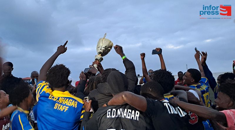 Futebol/Santiago Norte: GD Nhagar conquista Taça Santiago Norte ao vencer AJAC nos penalties