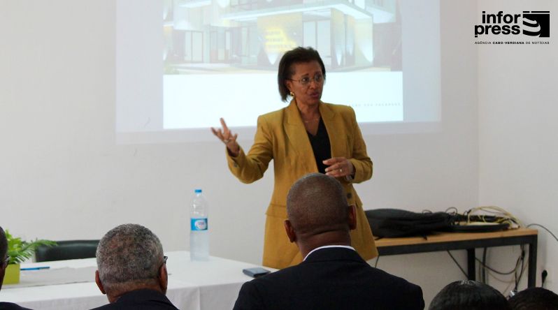 Governo assina protocolo para construção do Palácio da Justiça do Maio orçado em 75 mil contos