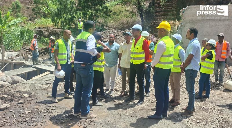 Santo Antão: Governo lança concurso da Estrada de Figueiral em dois meses e prepara intervenções em Lombo Branco e Janela – Ponta do Sol