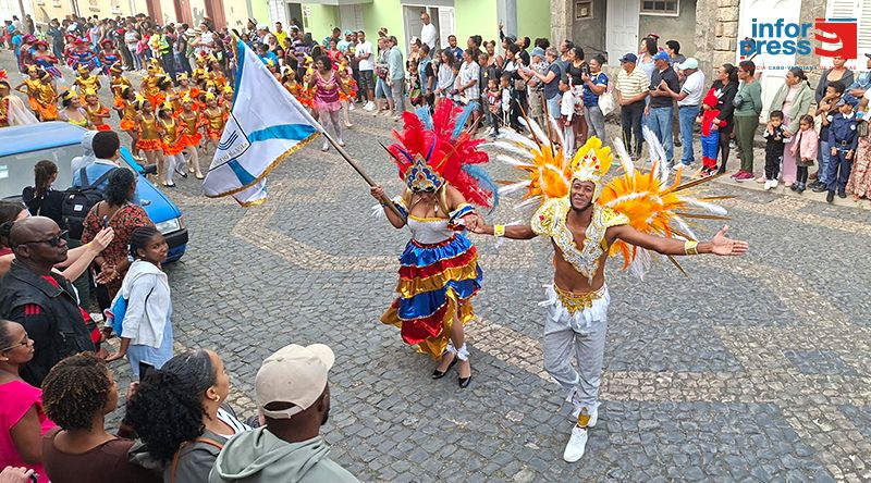 Carnaval 2026 / Ponta do Sol: Império da Vila desfila e transforma cidade em palco de cor e memória