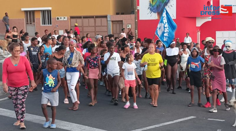 Fogo: Grupos Mar Azul e Faxa da Terra juntaram-se a Fogo em Chama na animação na preparação para o Carnaval