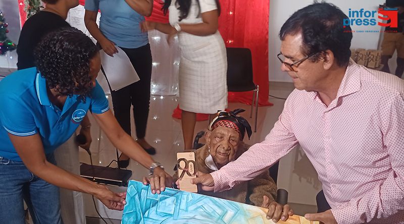 Ilha do Sal: Autarquia homenageia munícipes com 90 anos ou mais pelo “contributo histórico” dado ao município
