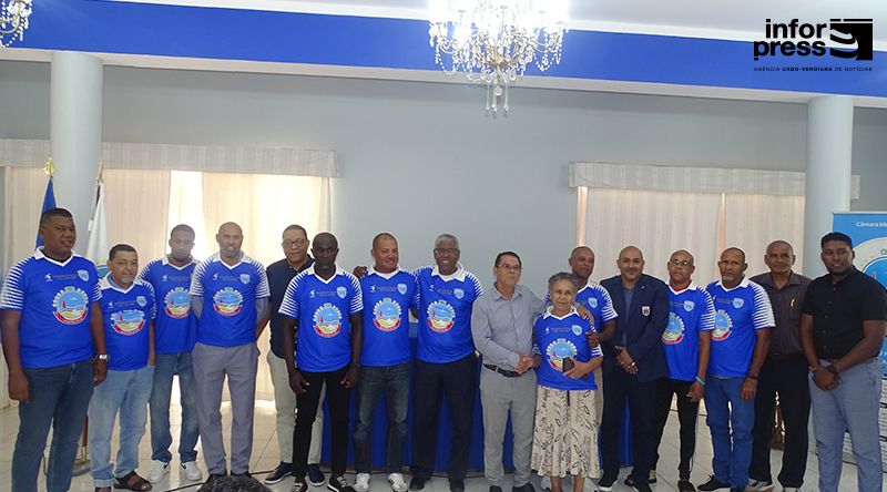 Futebol: Sal “revive glória de 1997” em homenagem à equipa campeã do Inter-Ilhas