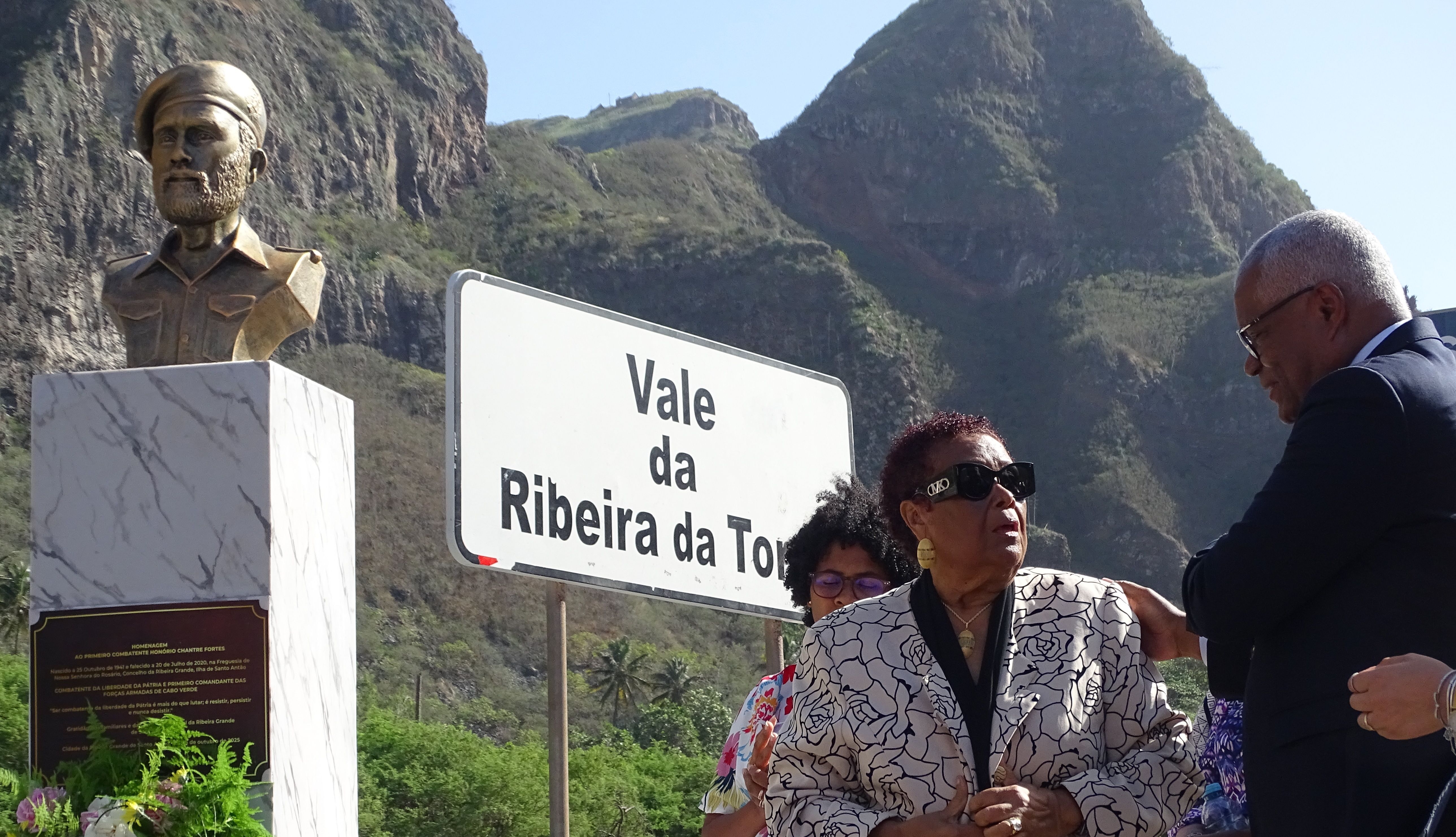 Santo Antão: Combatente da Liberdade da Pátria Honório Chantre homenageado com busto na Ribeira Grande