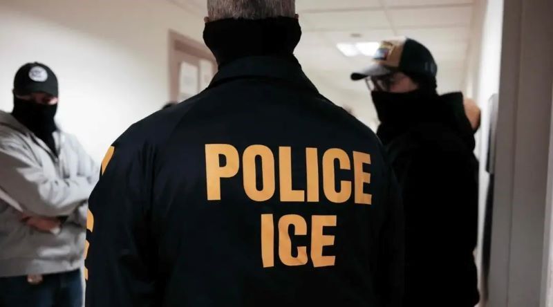 Quarenta senadores pedem reformas no ICE após morte de dois trabalhadores migrantes