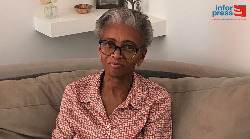 Professora de geografia que gosta de estar na política define-se como uma mulher tolerante (c/áudio)