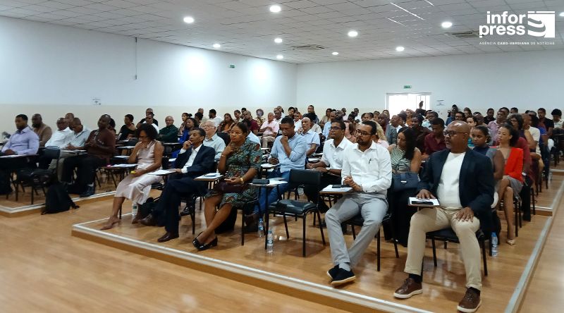 Presidente do Iprodial quer actualização do Código Laboral perante o impacto da inteligência artificial