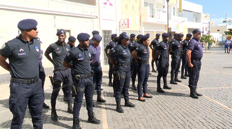 Ilha do Sal: “Patentes a novos agentes impulsionam segurança e reinserção no sistema prisional”, diz director-geral