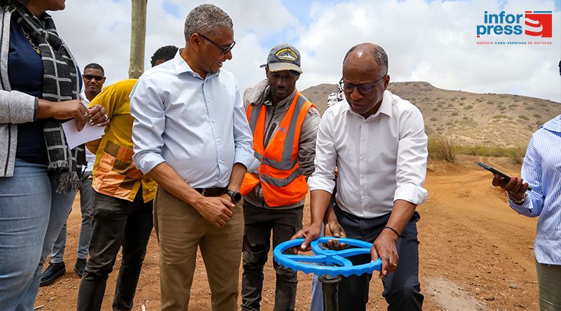 PM aponta dessalinizadora de São Domingos como solução permanente para a agricultura na região