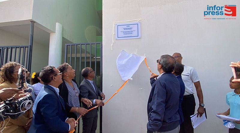 Ilha do Sal: “Governo está a cumprir com a ilha quanto ao sector da educação”, diz primeiro-ministro