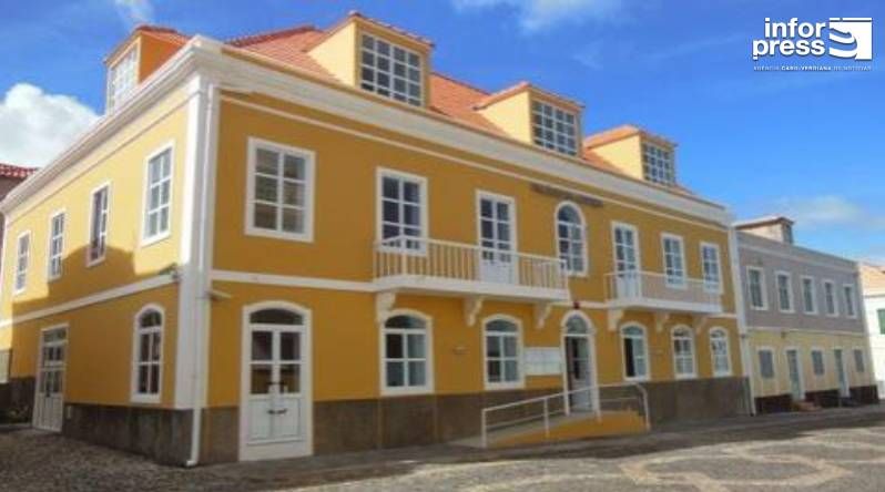 Santo Antão: Tribunal da Ribeira Grande aplica apresentação periódica a suspeito de tráfico e receptação