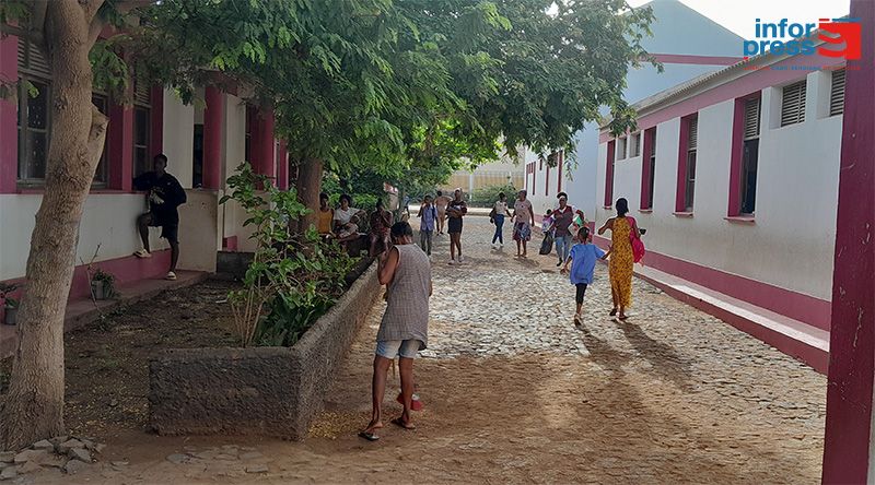 São Vicente: Escolas afectadas pela tempestade Erin iniciam ano lectivo com “condições mínimas” (c/áudio)