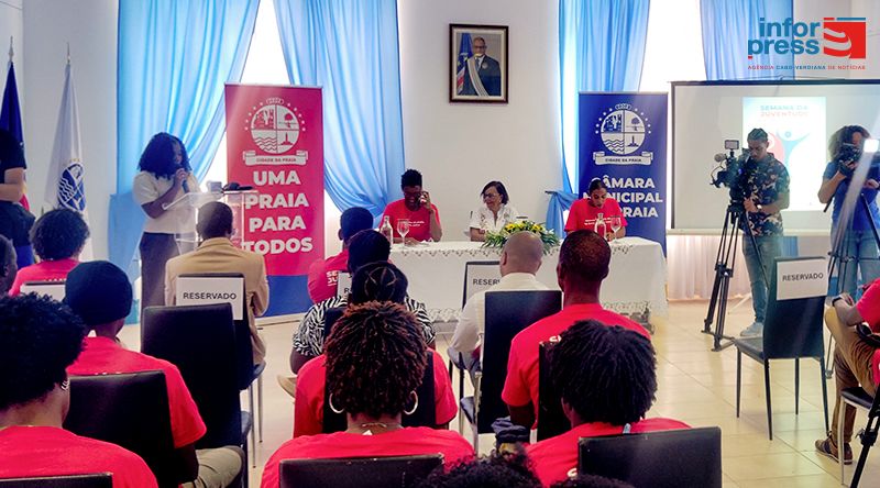 Vereadora da Juventude da Praia apela ao cultivo da cidadania e mudança de mentalidade dos jovens 
