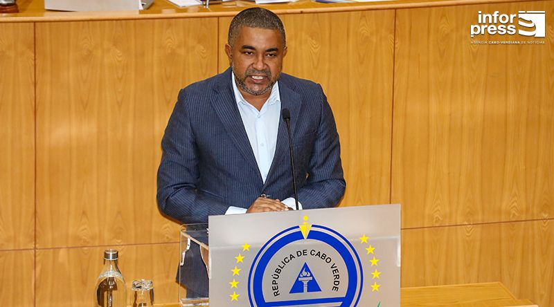 Parlamento: PAICV acusa Governo de se subordinar aos interesses privados no sector dos transportes marítimos