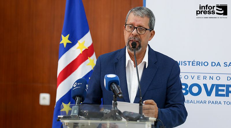 Ministro considera Programa Alargado de Vacinação um dos pilares mais sólidos do sistema de saúde