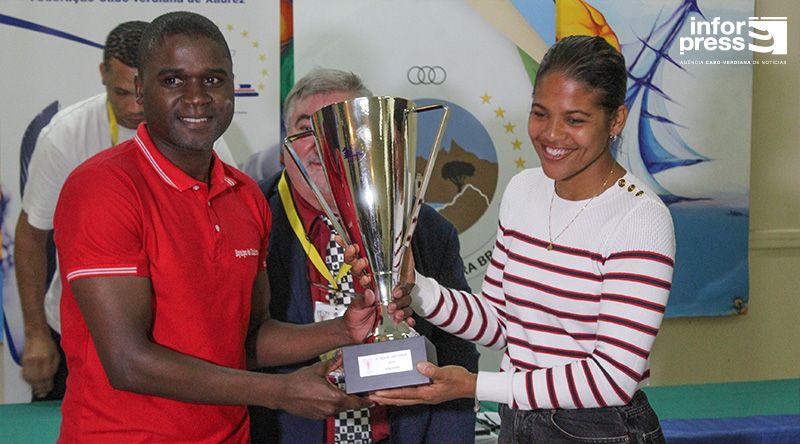 Xadrez: José Carlos Vaz e Deise Pereira conquistam Taça de Cabo Verde e campeonato nacional feminino 
